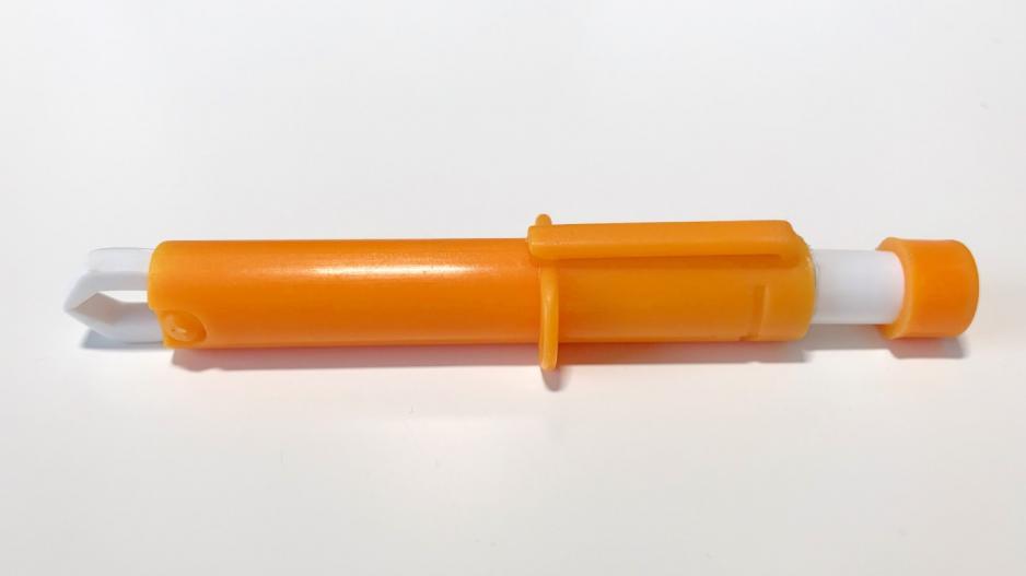 Zeckenzange, unserer Meinung nach das beste Instrument, um Zecken zu entfernen