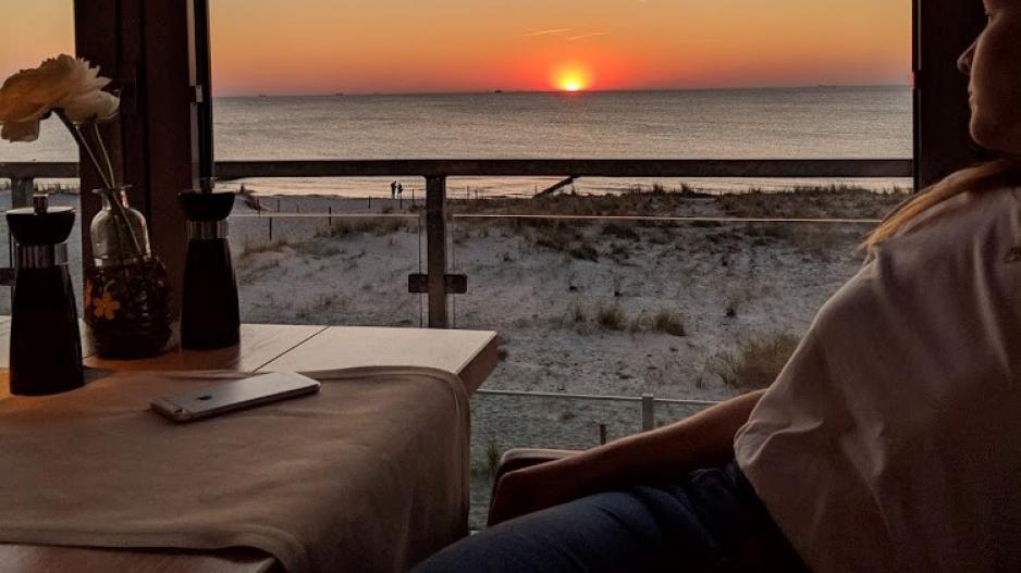 Sonnenuntergang am Strand an der Ostsee